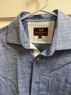 Hickey Freeman Light Blue Textured Button-Down Shirt